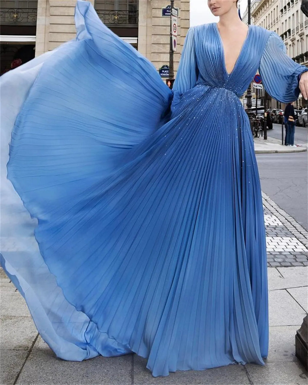 Women's V-neck Blue Long-sleeved Pleated Dress