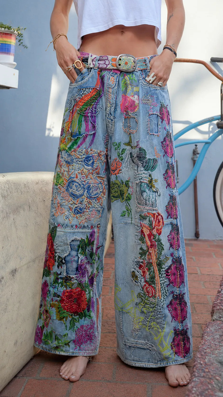 Colorful Floral Embroidered Wide-Leg Jeans