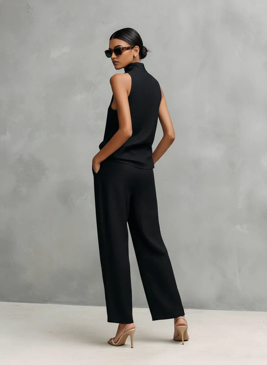 Women's Elegant Black Cotton And Linen Round-neck Sleeveless Top And Trousers Set