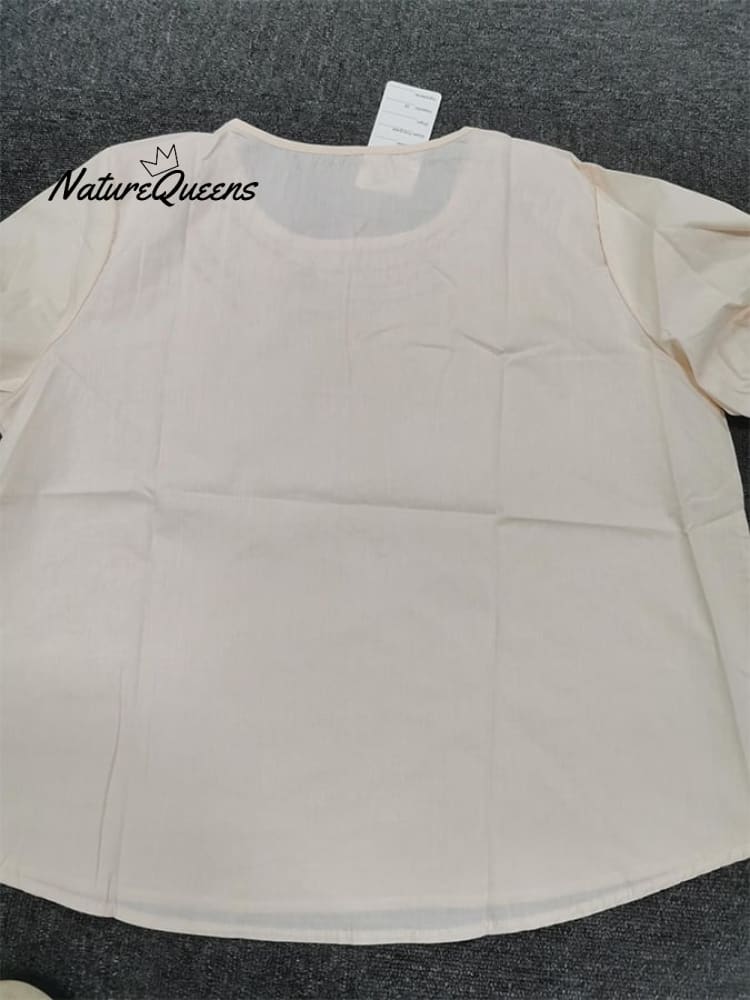 Embroidered Art Retro Half Sleeve Shirt