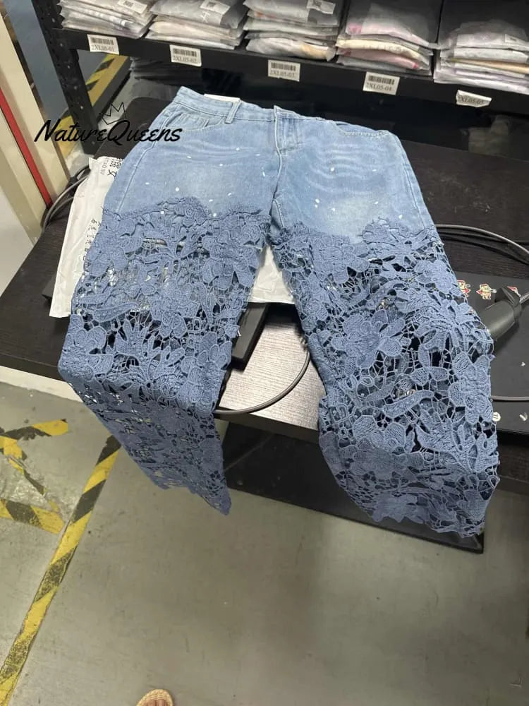Women's Mid Waist Buttoned Lace Patchwork Jeans