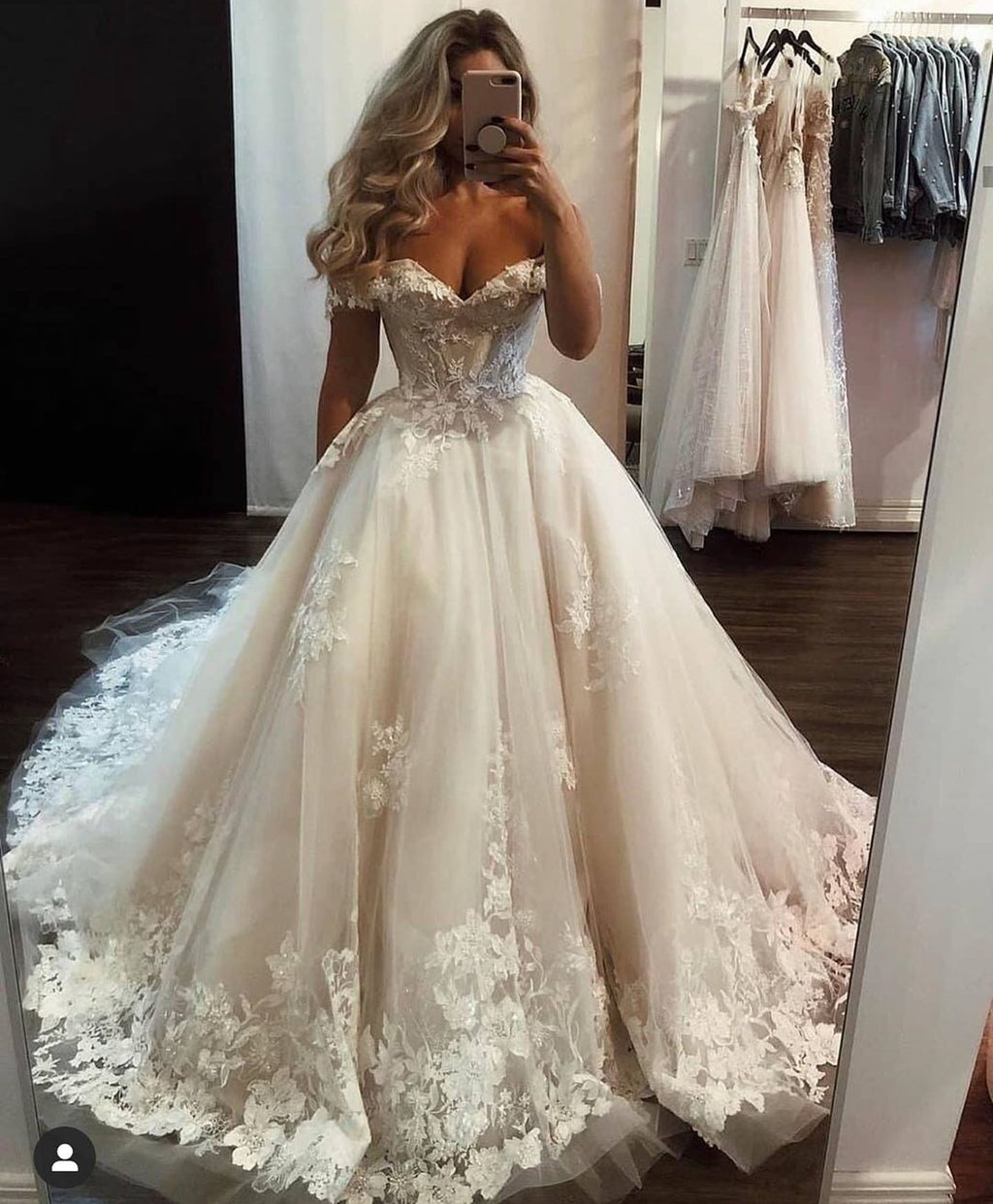 Daisda Luxury Long A-line Off-the-shoulder Wedding Dress With Tulle Lace