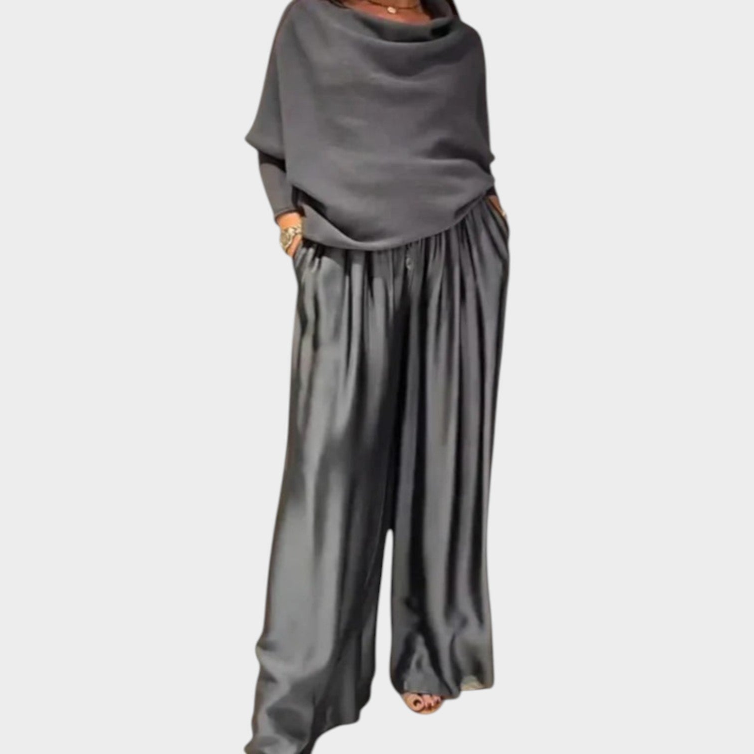 Relaxed Drape Lounge Set