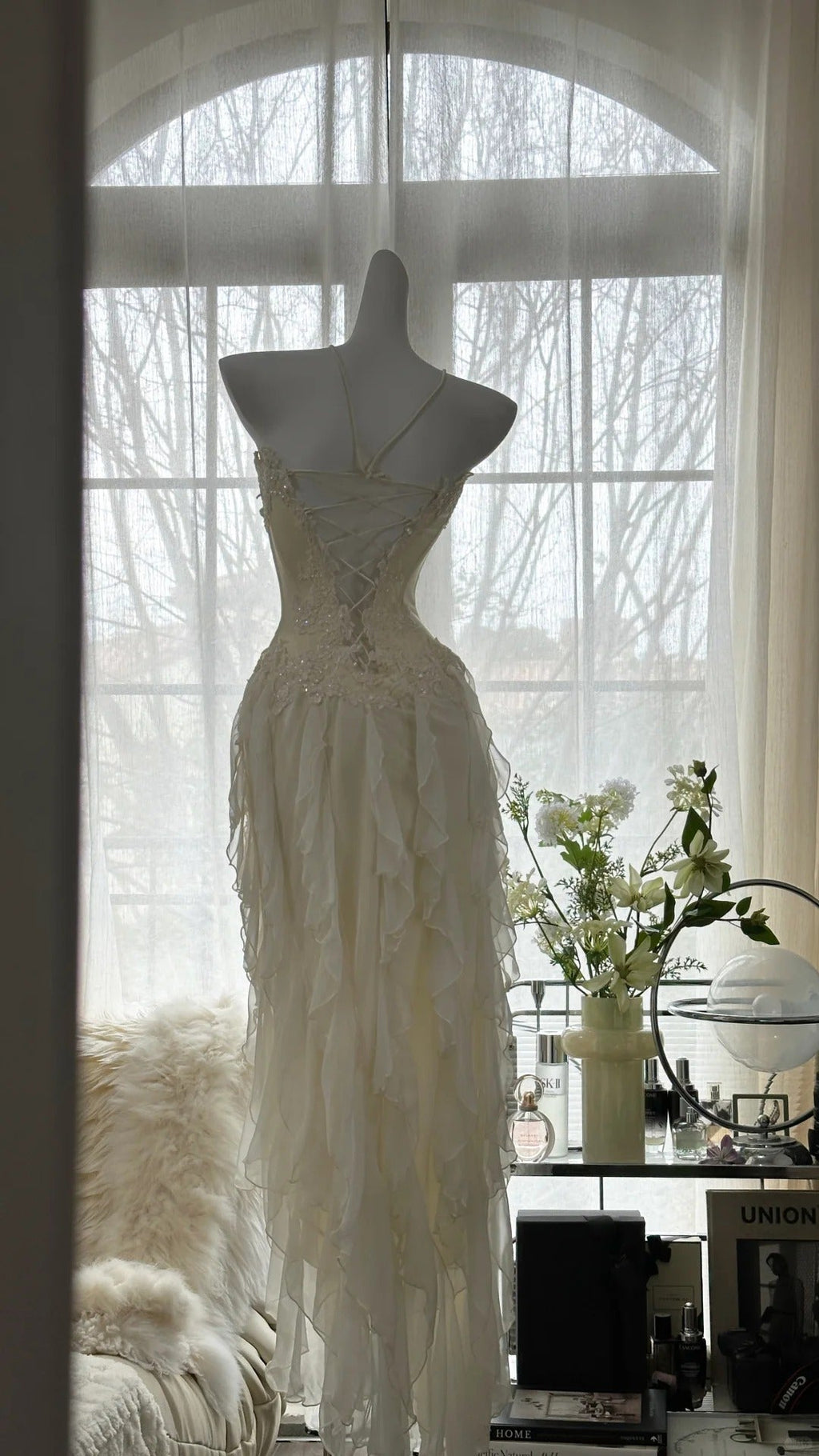 Ivory White Romantic Elegant Exquisite Beaded Backless Long Chiffon Ruffle Homecoming Dress Prom Dress Evening Dress Birthday Holiday Party Dress 4009