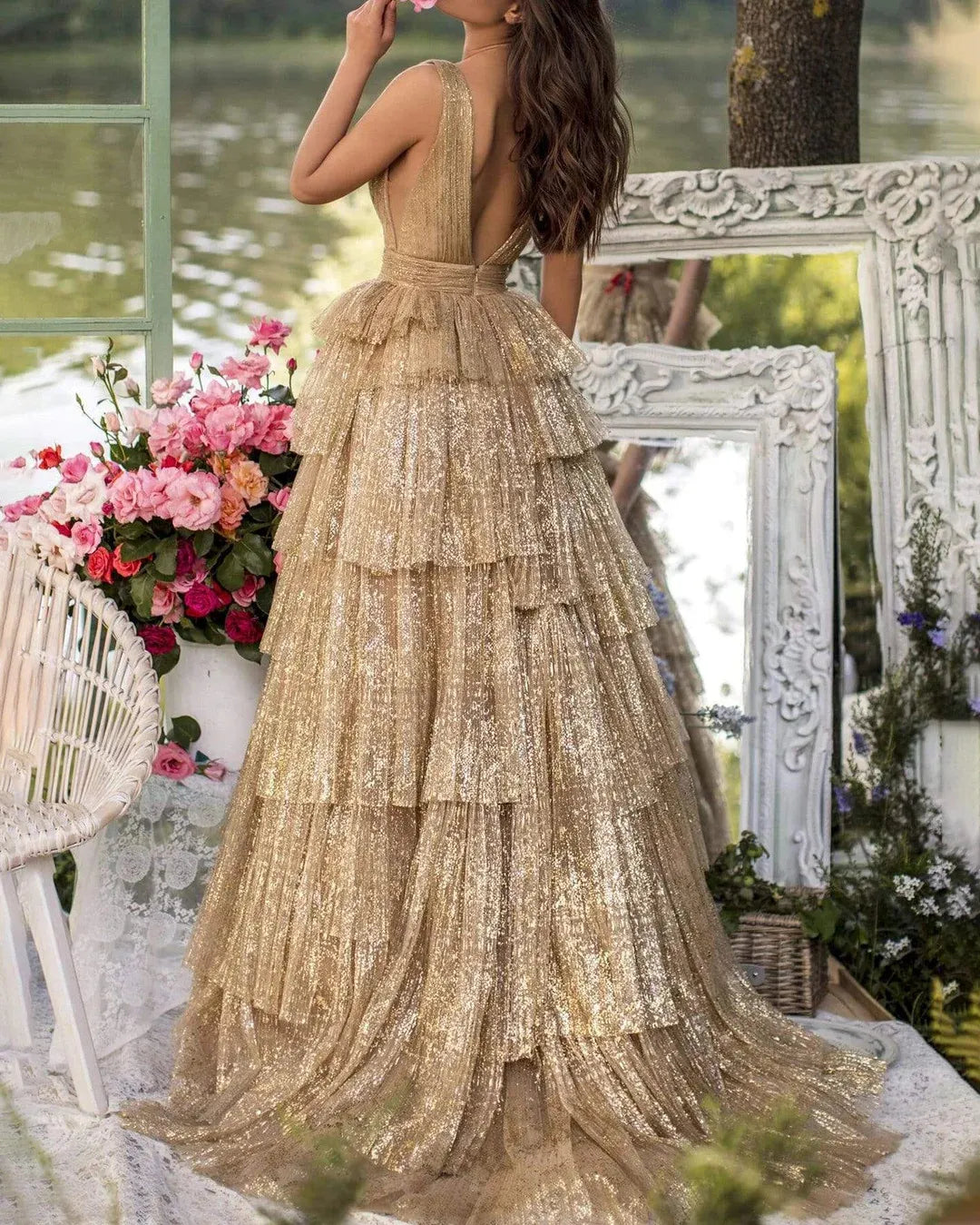 Elegant Layered Tulle Glitter V-neck Maxi Dress - 01