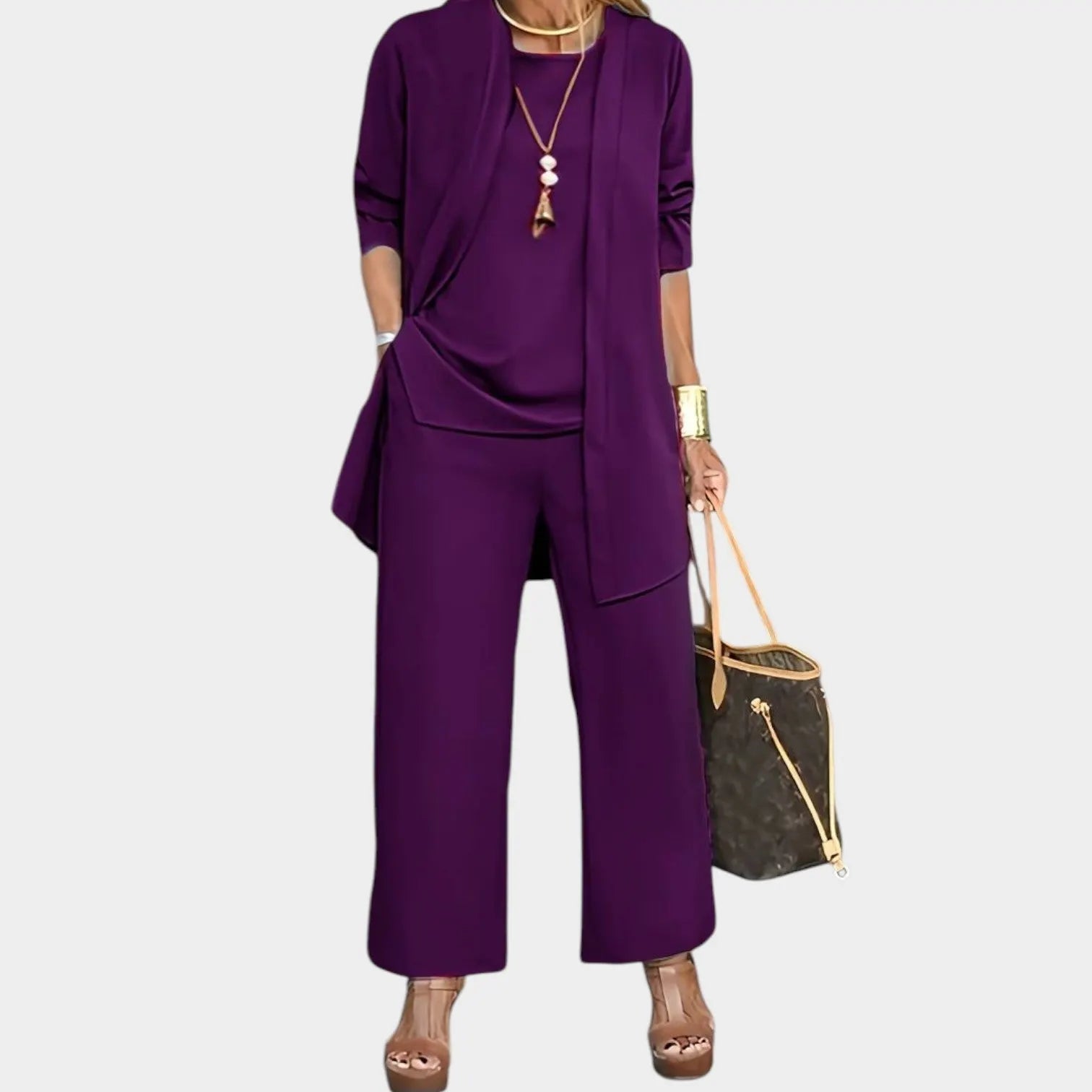 Elegant Relaxed Three-Piece Outfit Set