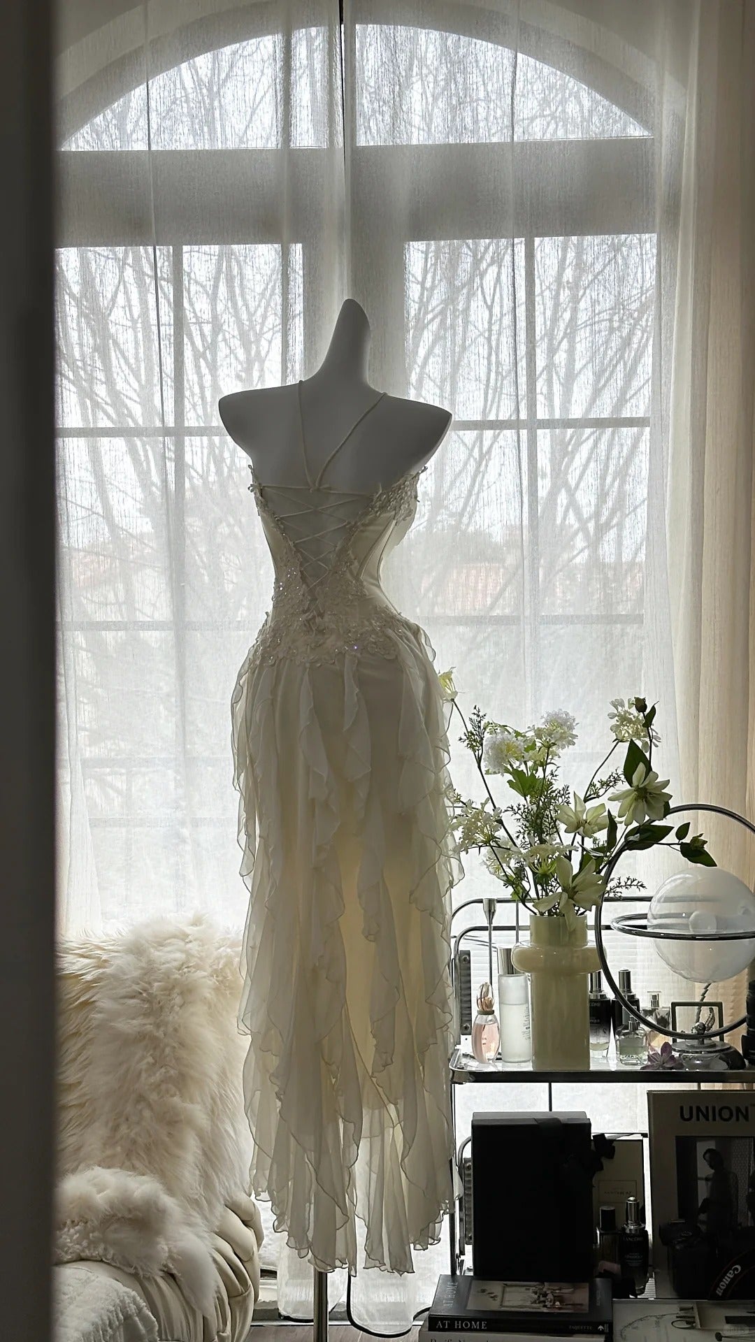 Ivory White Romantic Elegant Exquisite Beaded Backless Long Chiffon Ruffle Homecoming Dress Prom Dress Evening Dress Birthday Holiday Party Dress 4009