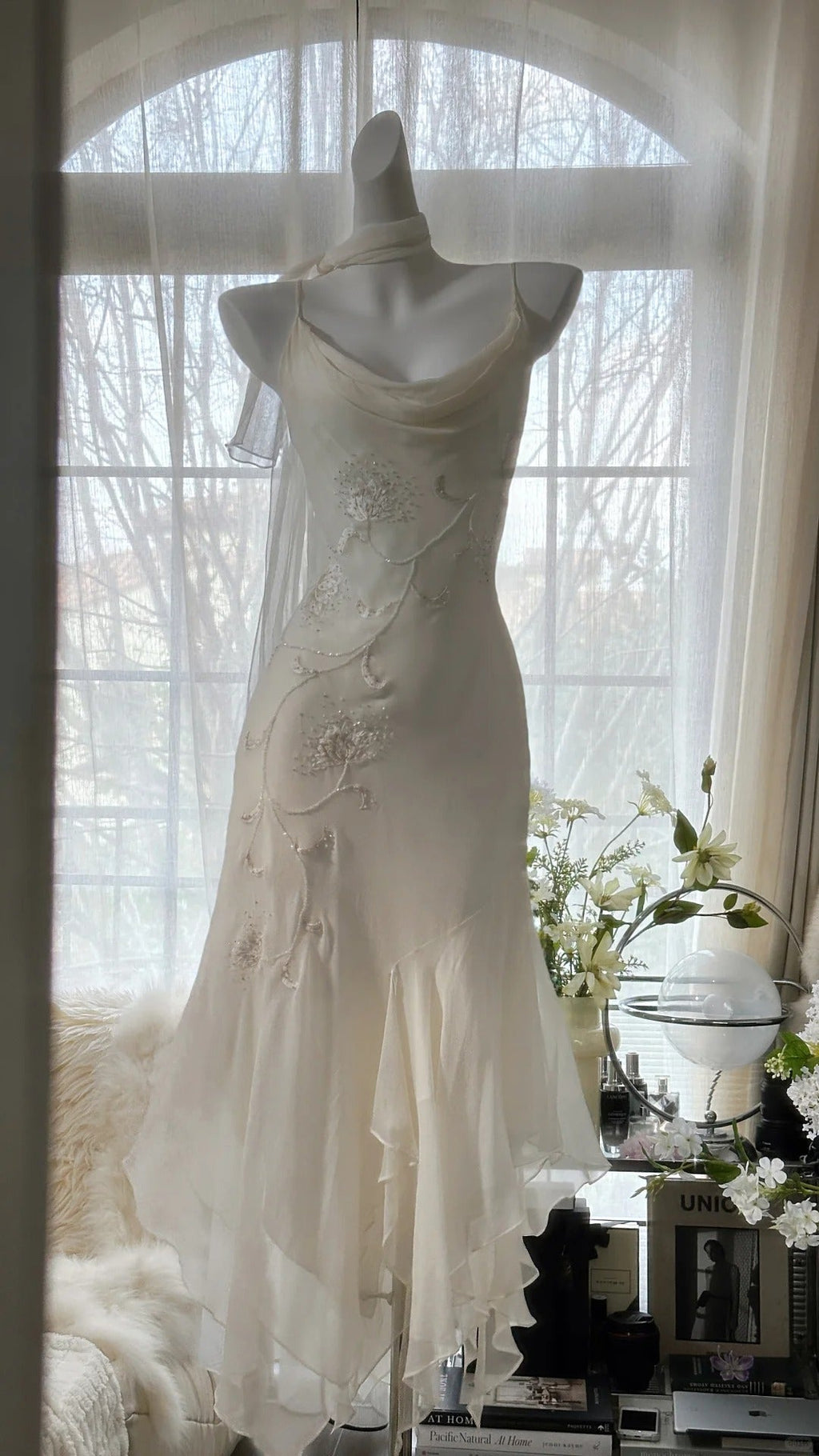 Ivory White Elegant Fashion Exquisite Floral Beading Long Chiffon Ball Gown Evening Dress Party Dress 4006
