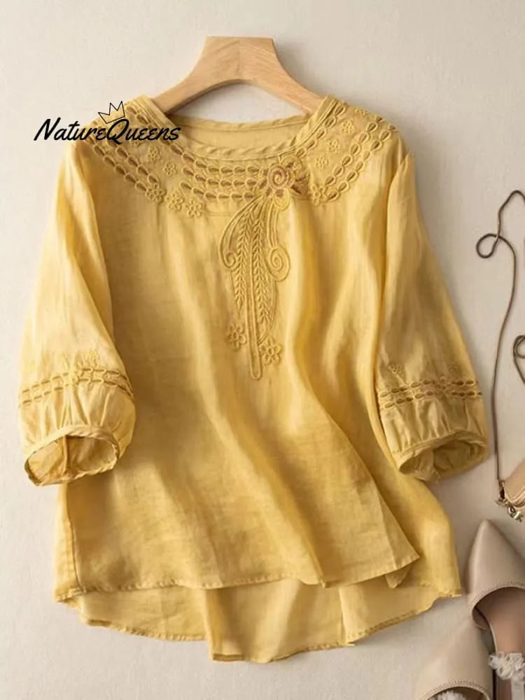 Embroidered Art Retro Half Sleeve Shirt