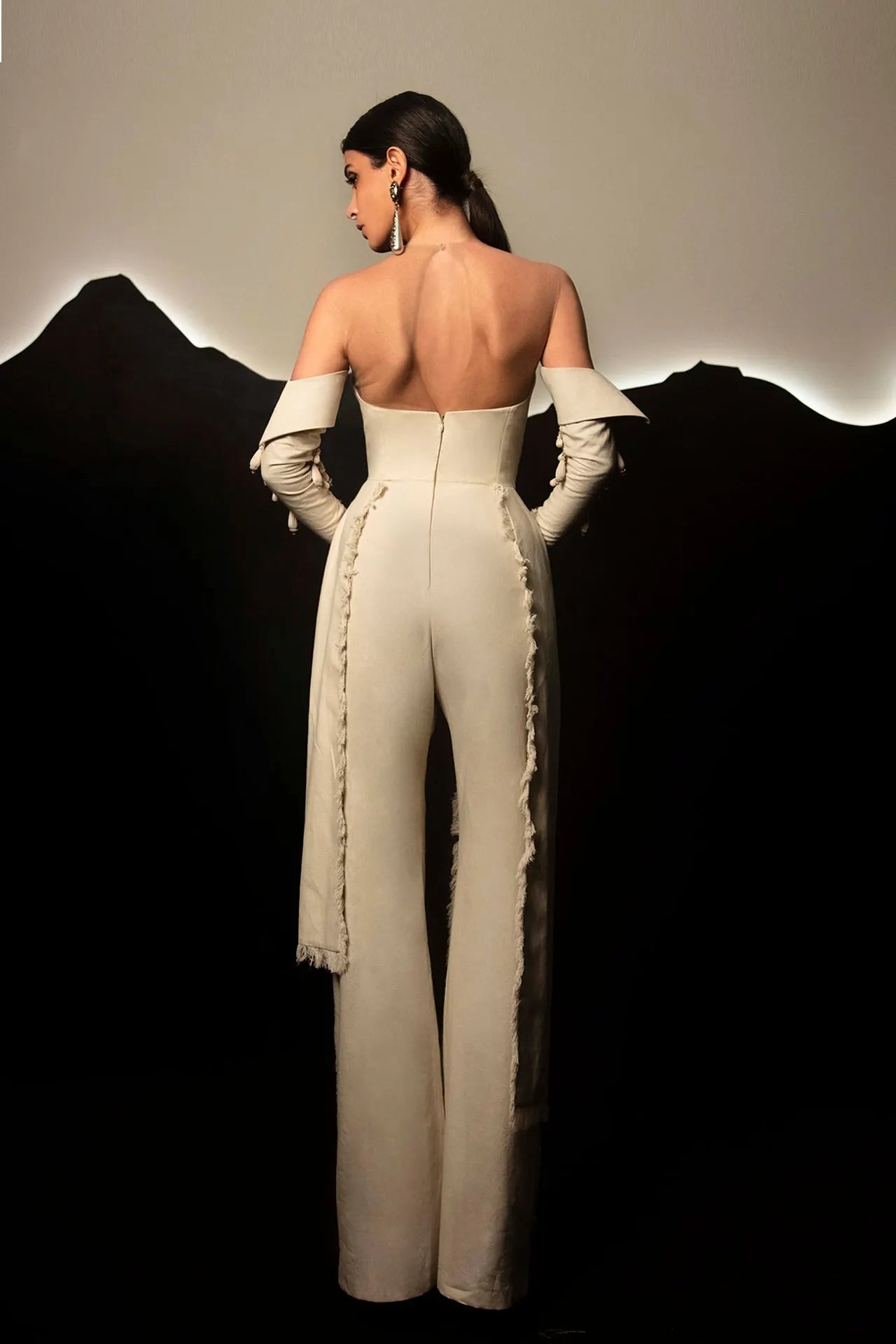 Off sleeves beaded jumpsuit