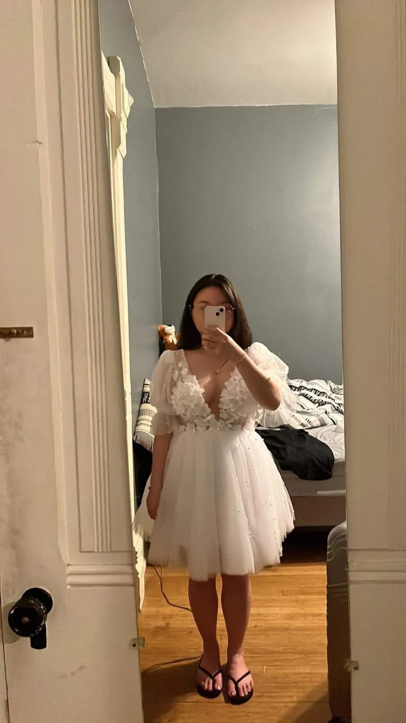 Short Wedding Dress V-Neck Half Sleeves Pearls Flowers Mini Bride