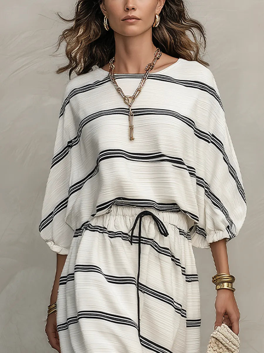 Casual Black And White Striped Skirt Suit