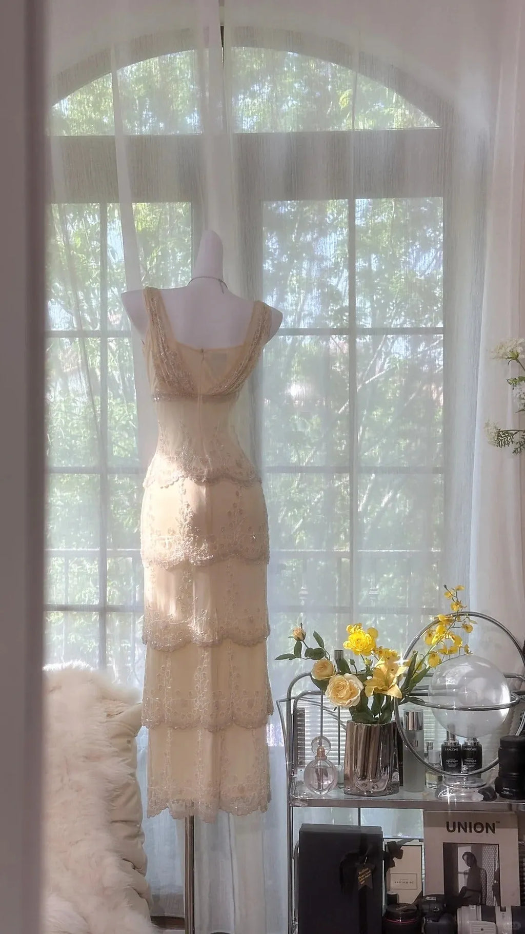 Cream Yellow V Neck Exquisite Beaded Lace Long Chiffon Tulle Ball Gown Evening Gown Wedding Party Gown Prom Gown Graduation Date Gown 3987