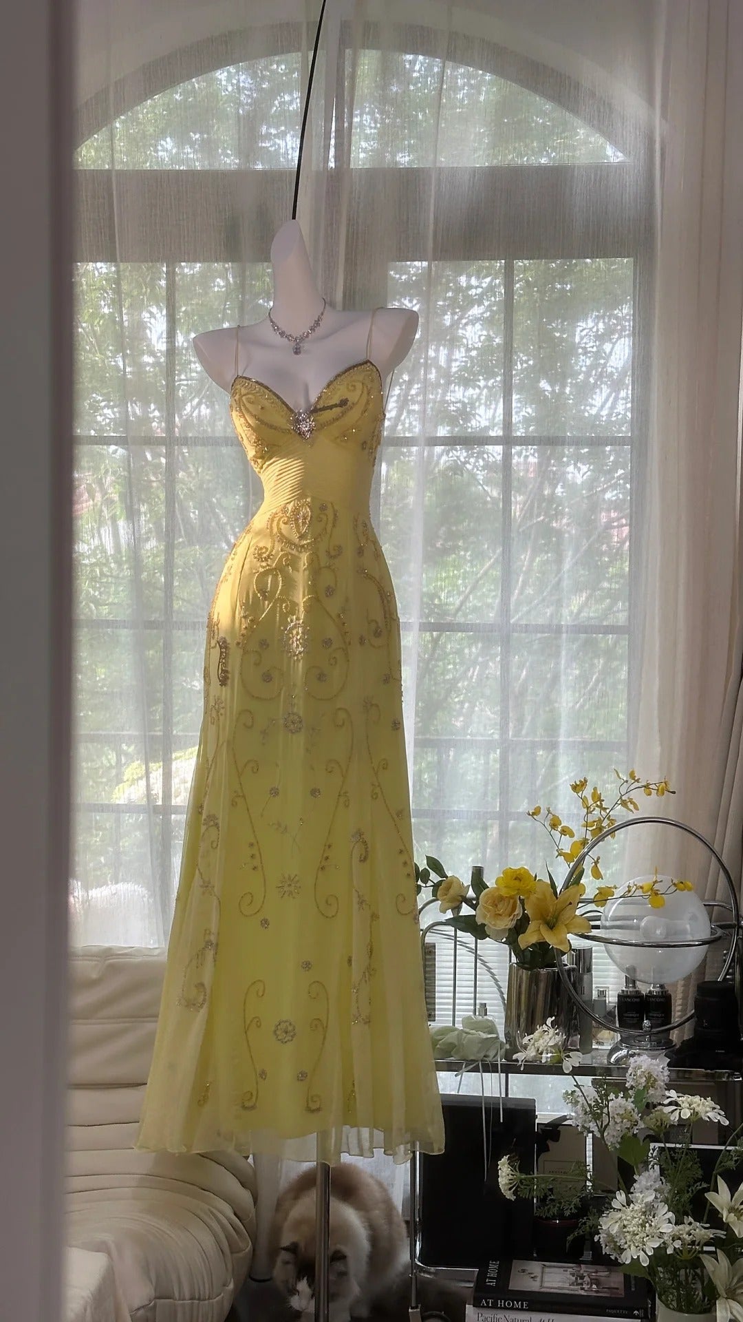 Yellow Gorgeous Exquisite Beaded Backless Spaetti Strap Long Chiffon Ball Gown Evening Dress Birthday/Holiday Party Dress Prom Dress 4063