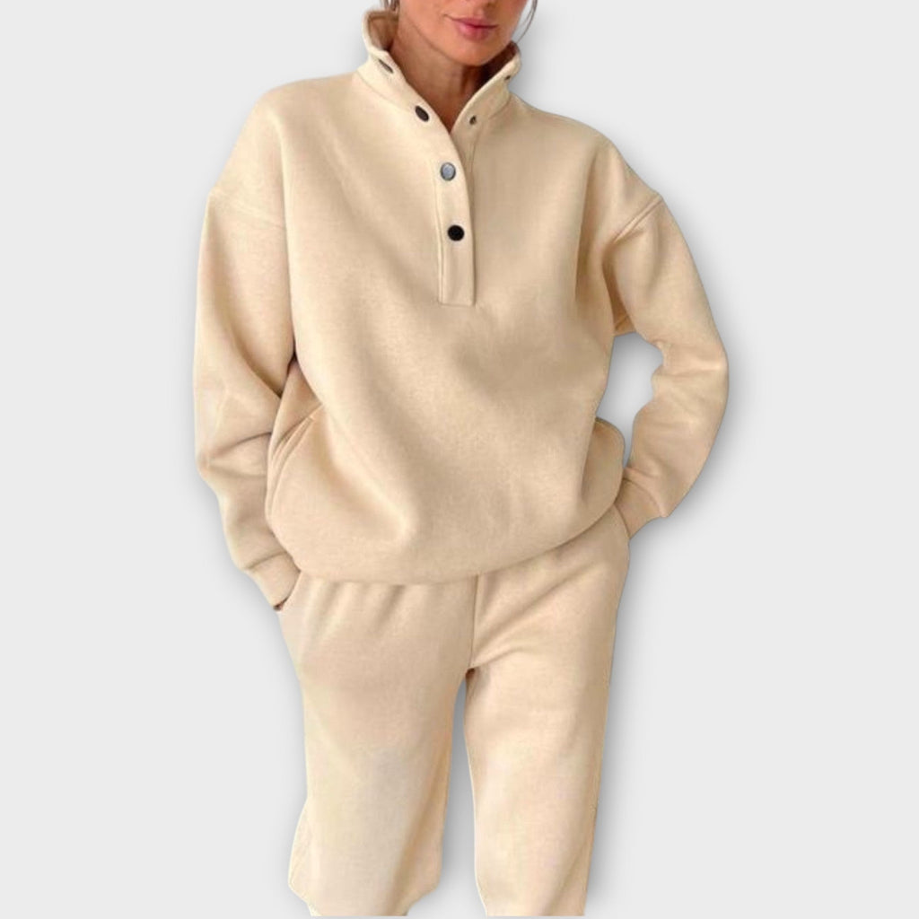 Relaxed Half-Button Lounge Set