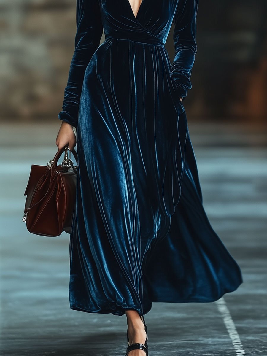 [24-hour shipping out]V-Neck Retro Solid Color Velvet Pocket Long Sleeve Maxi Dress