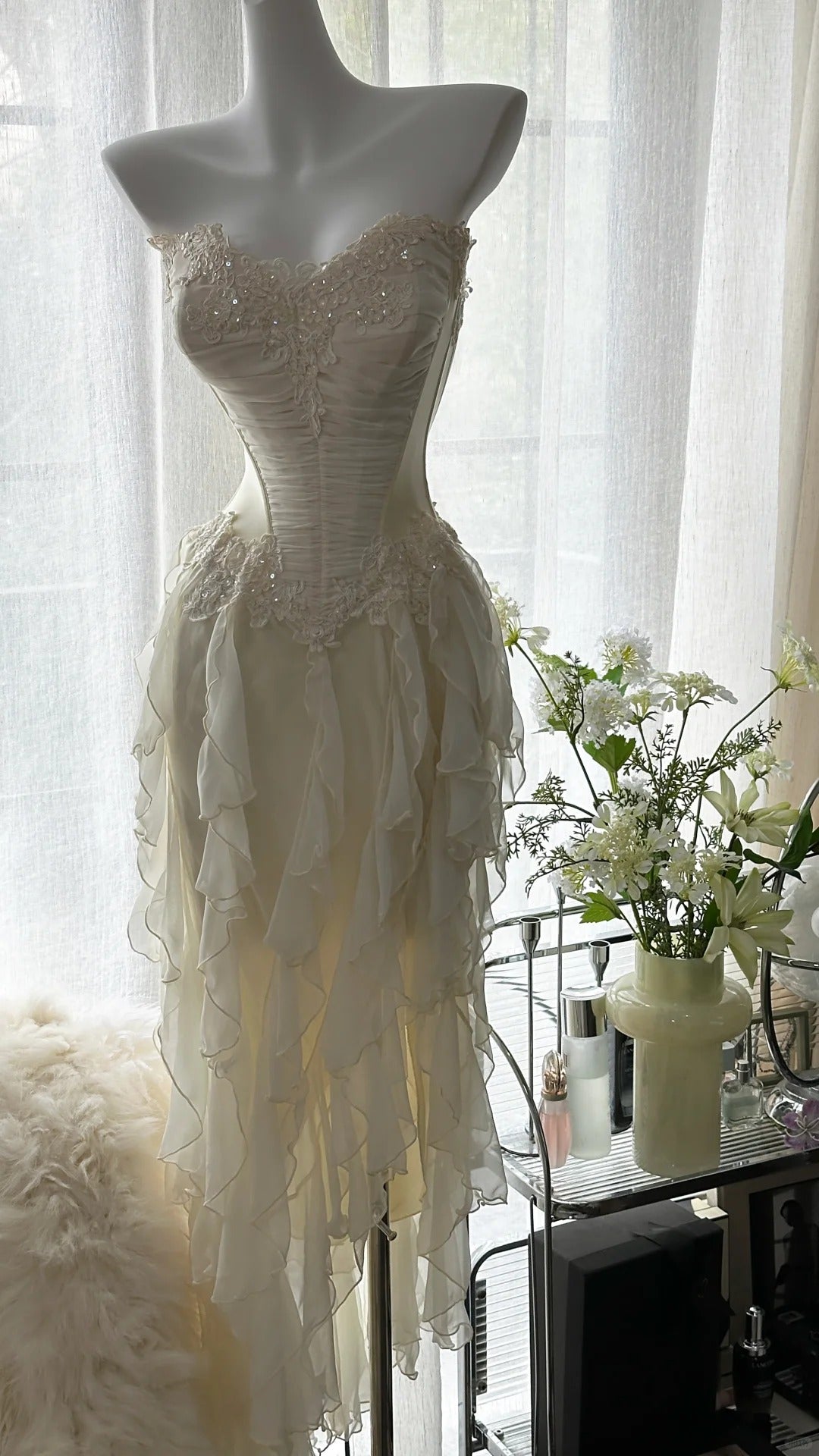 Ivory White Romantic Elegant Exquisite Beaded Backless Long Chiffon Ruffle Homecoming Dress Prom Dress Evening Dress Birthday Holiday Party Dress 4009