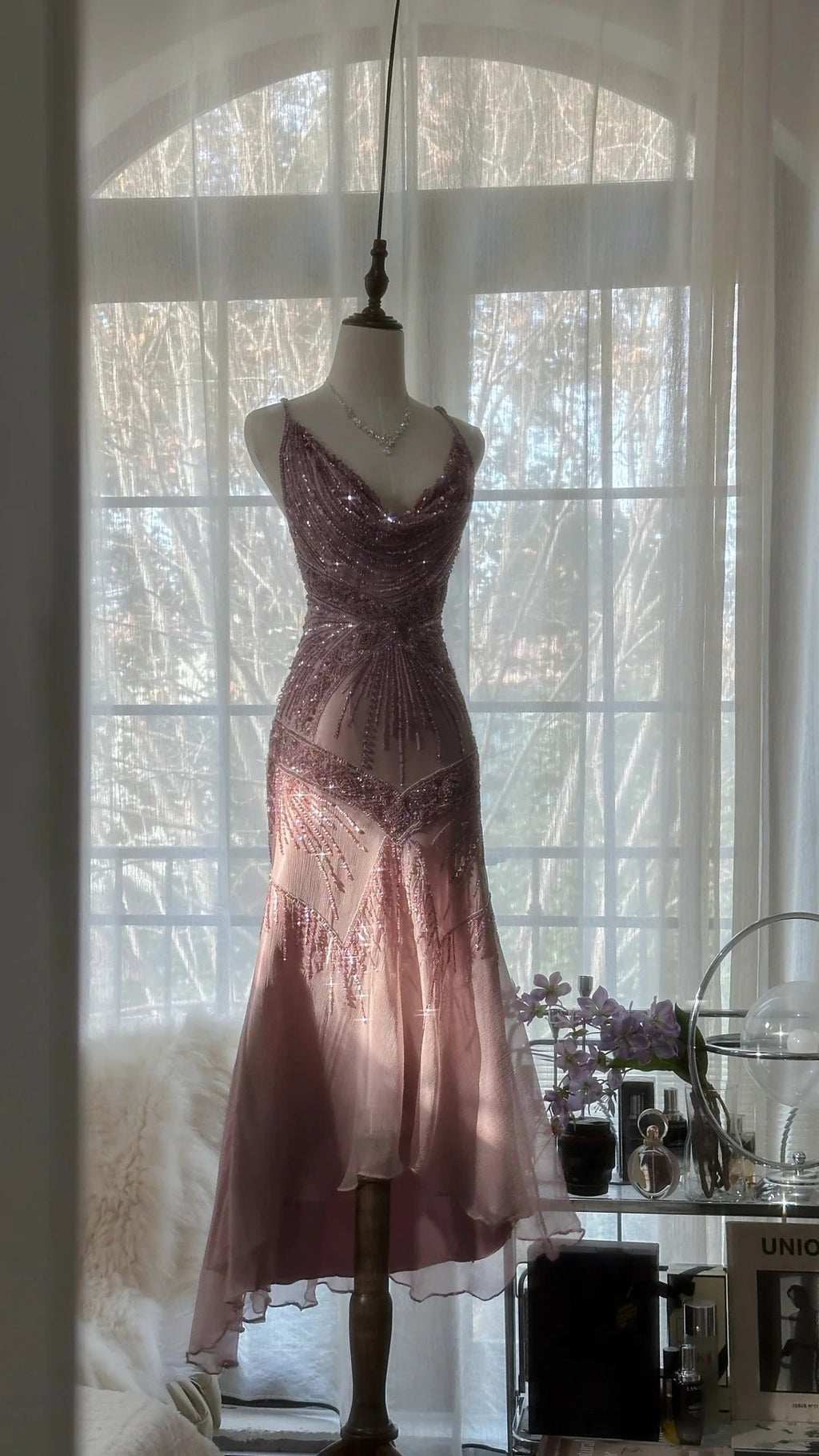 Pink Purple Romantic Fashion Elegant Exquisite Beaded Spaetti Strap Long Tulle Chiffon Ruffle Ball Gown Evening Gown Party Dress 4059