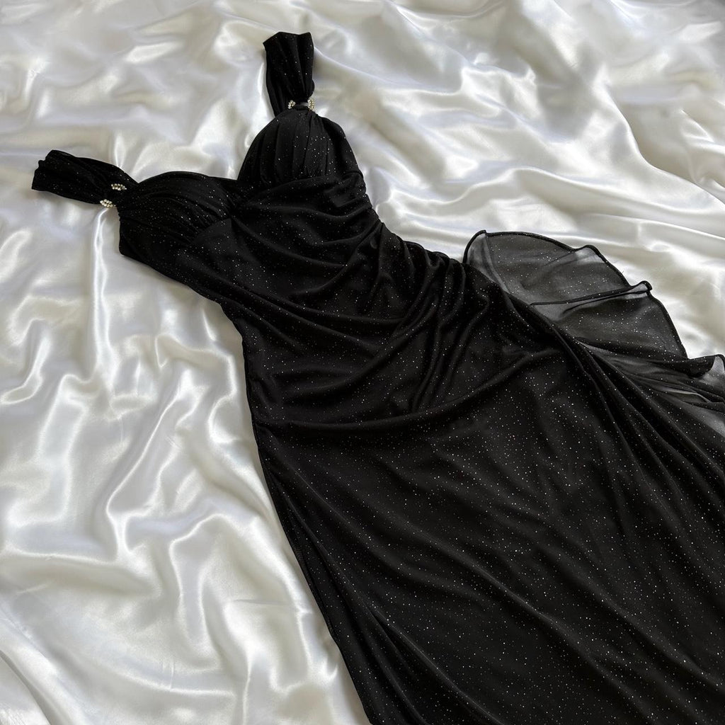 Betsy & Adam Women's Black and Gold Dress