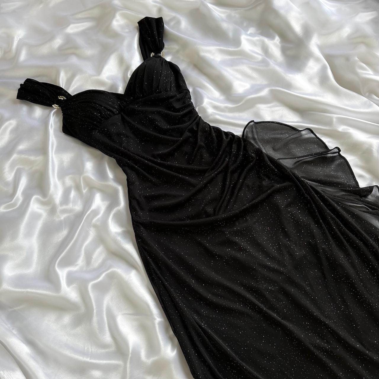 Betsy & Adam Women's Black and Gold Dress