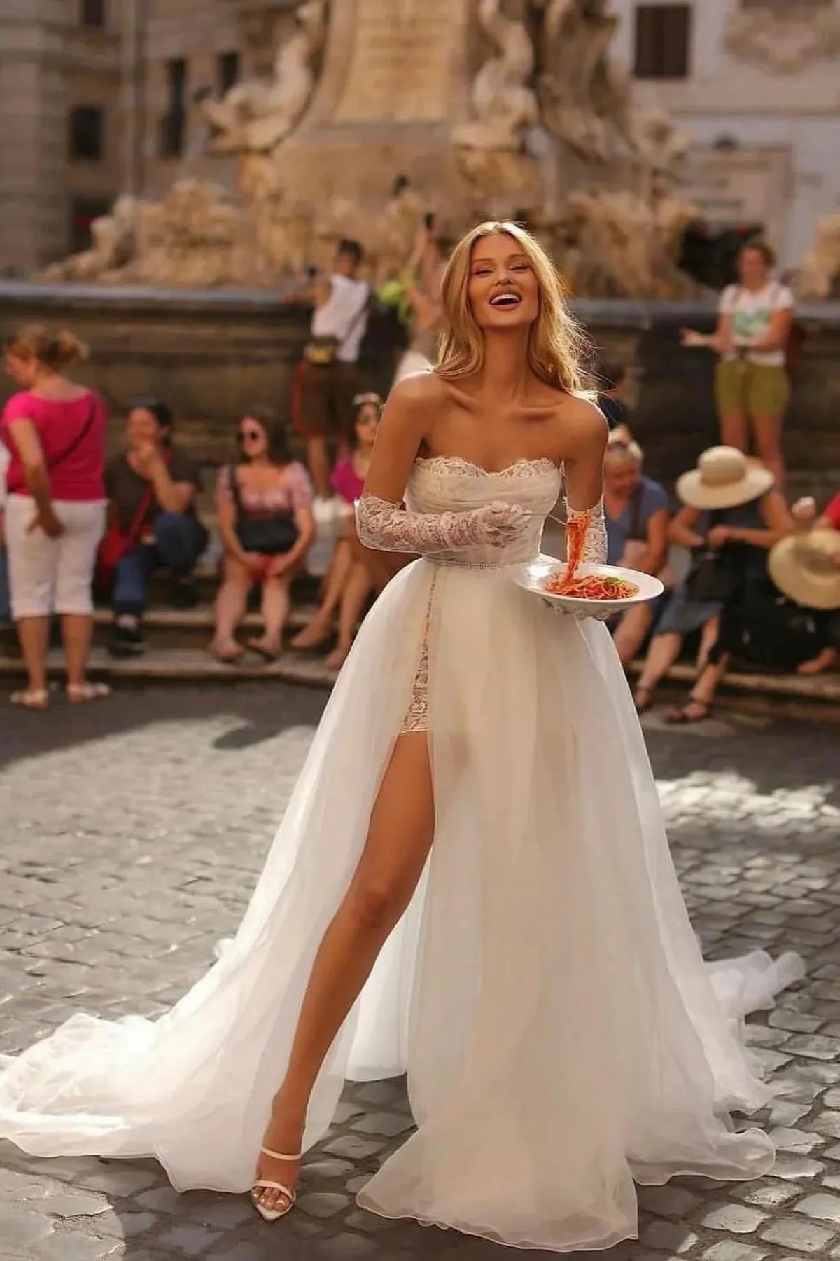 Elegant Off-the-Shoulder Tulle Mermaid Wedding Dress With Lace Appliques