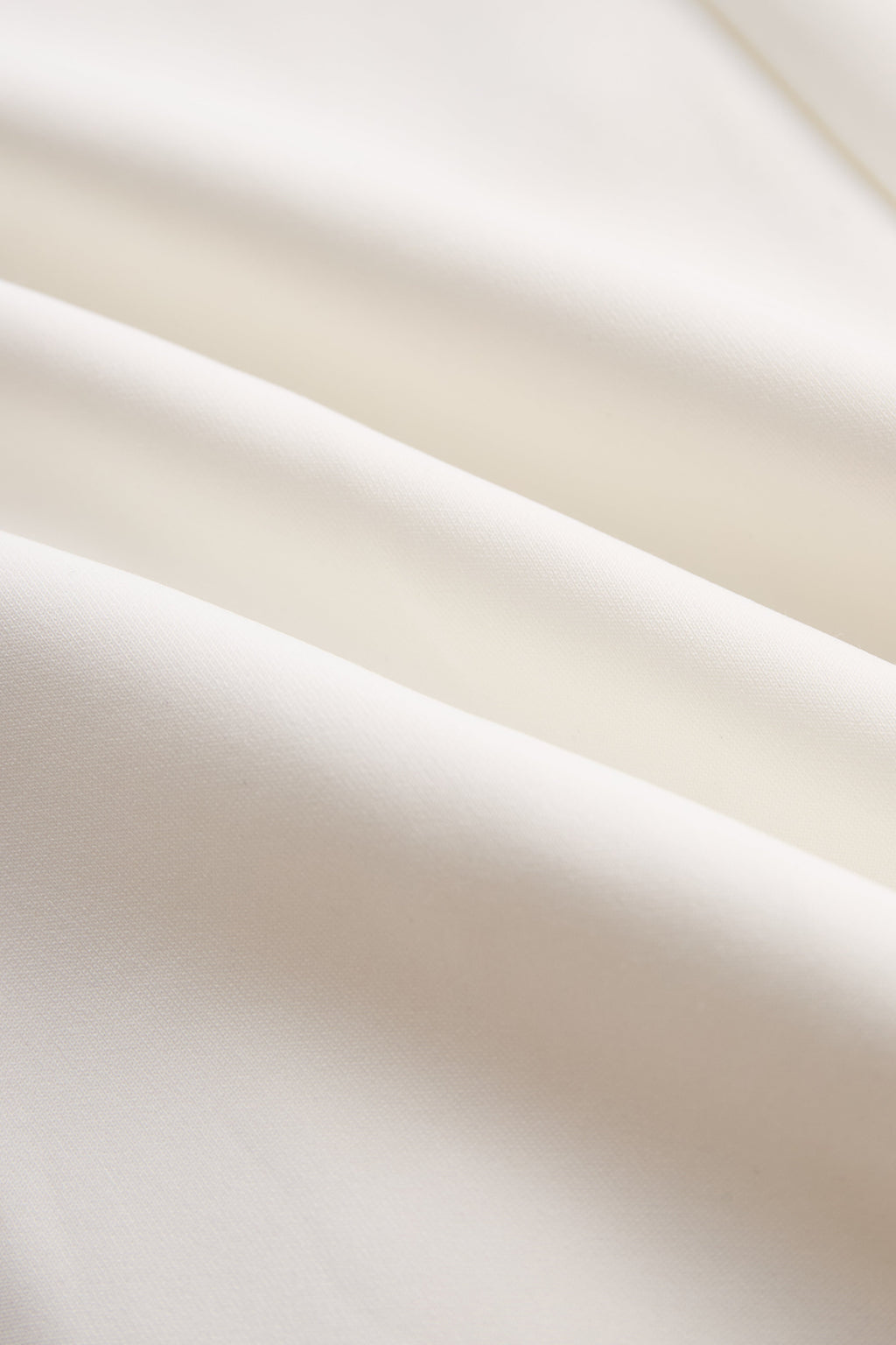 Elegant White Keyhole Pencil Dress