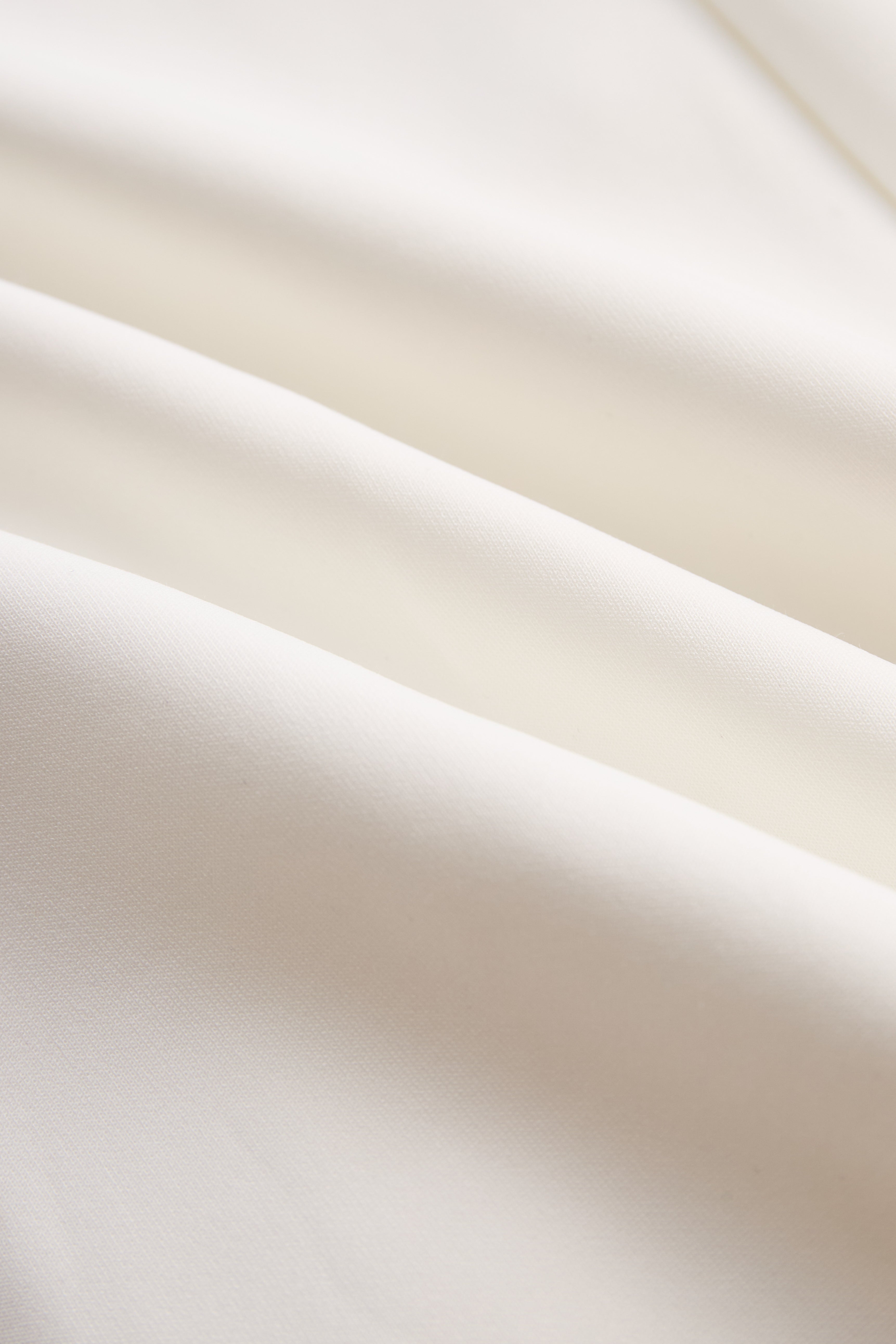 Elegant White Keyhole Pencil Dress