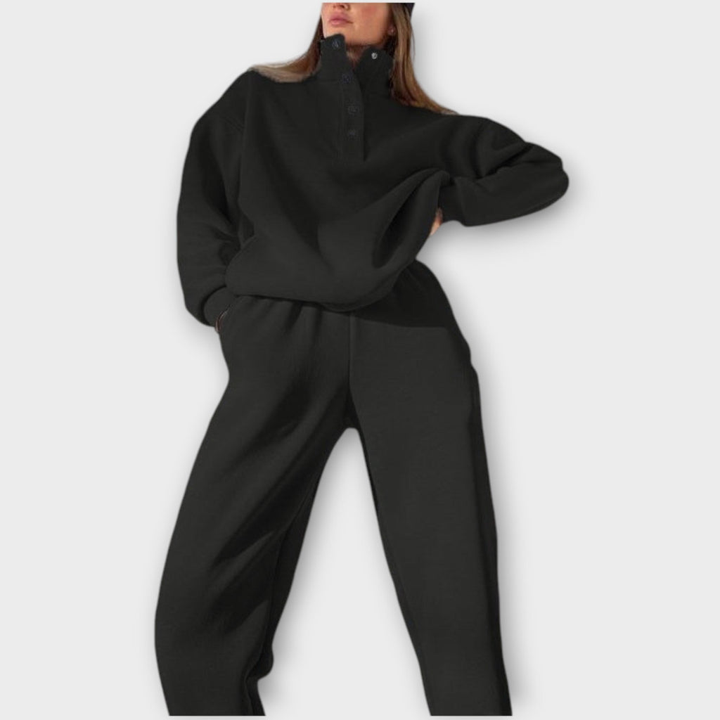 Relaxed Half-Button Lounge Set