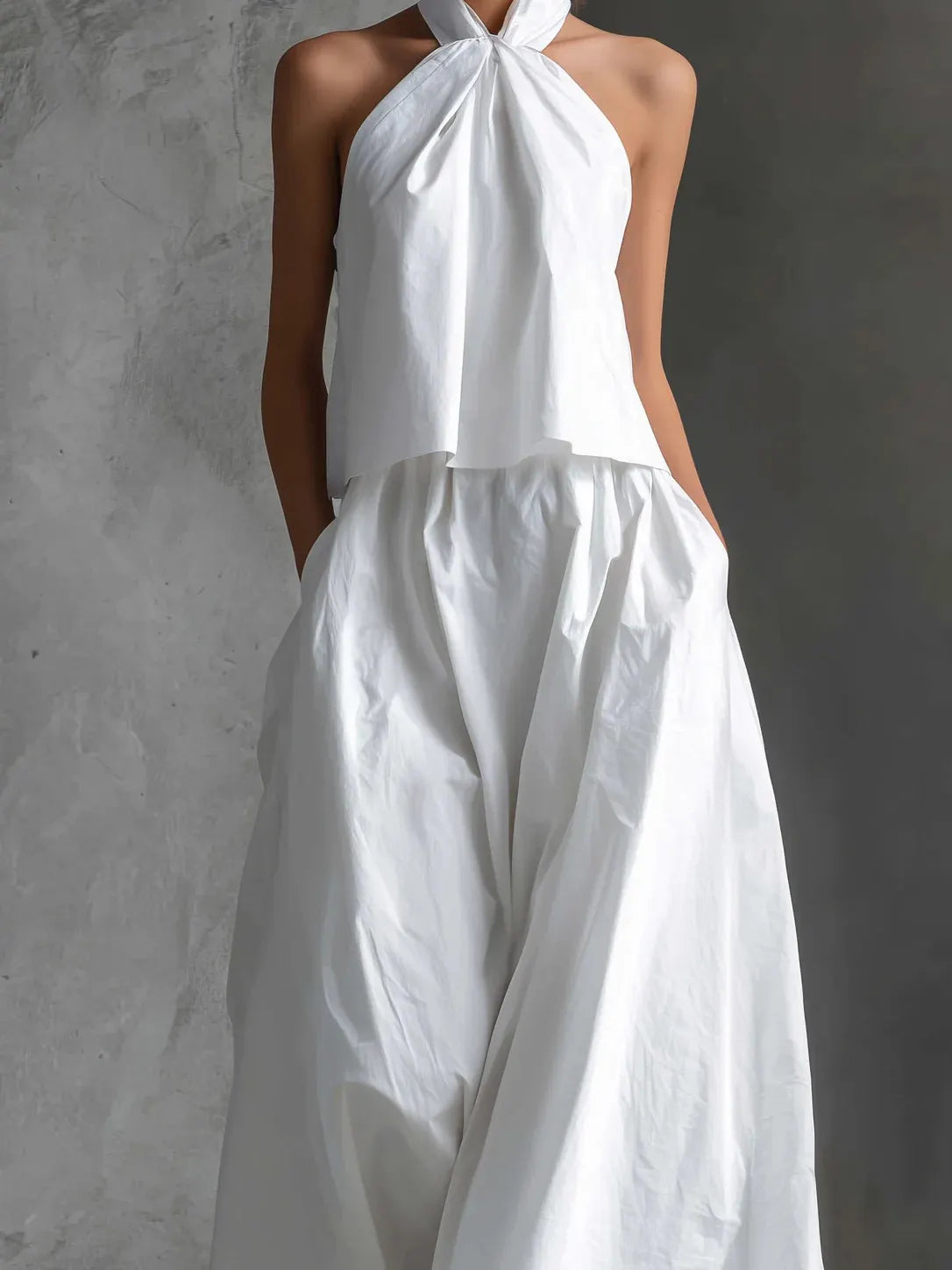 Minimalist Halter Neck Two-Piece Set - Chic Sleeveless Crop Top & High-Waisted Wide-Leg Pants Summer Suite