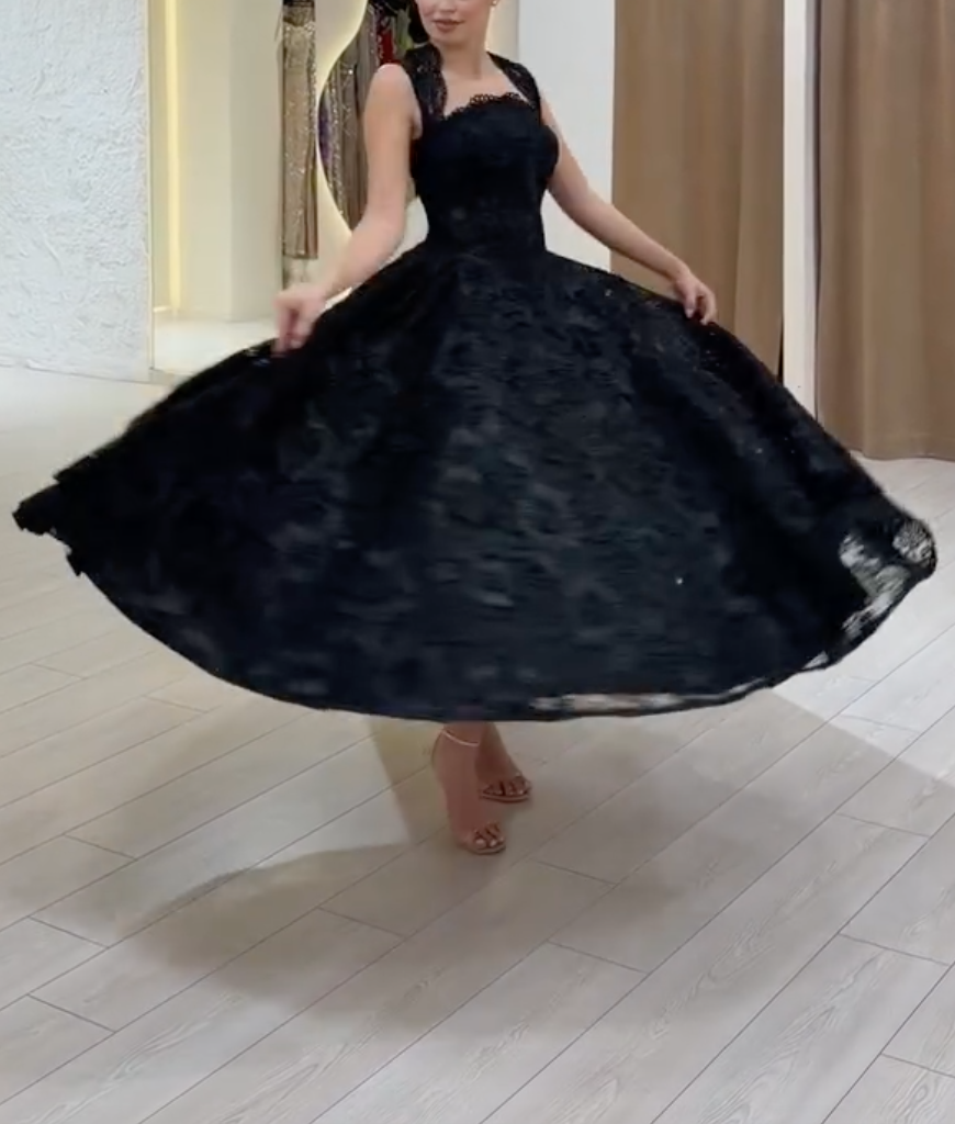 Vintage Style Black Lace Tea-Length Dress