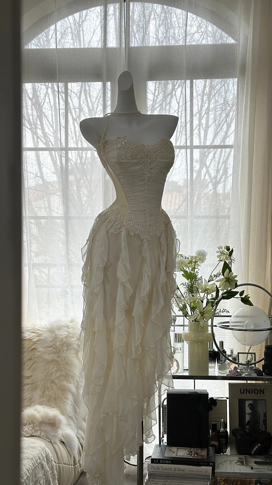 Ivory White Romantic Elegant Exquisite Beaded Backless Long Chiffon Ruffle Homecoming Dress Prom Dress Evening Dress Birthday Holiday Party Dress 4009