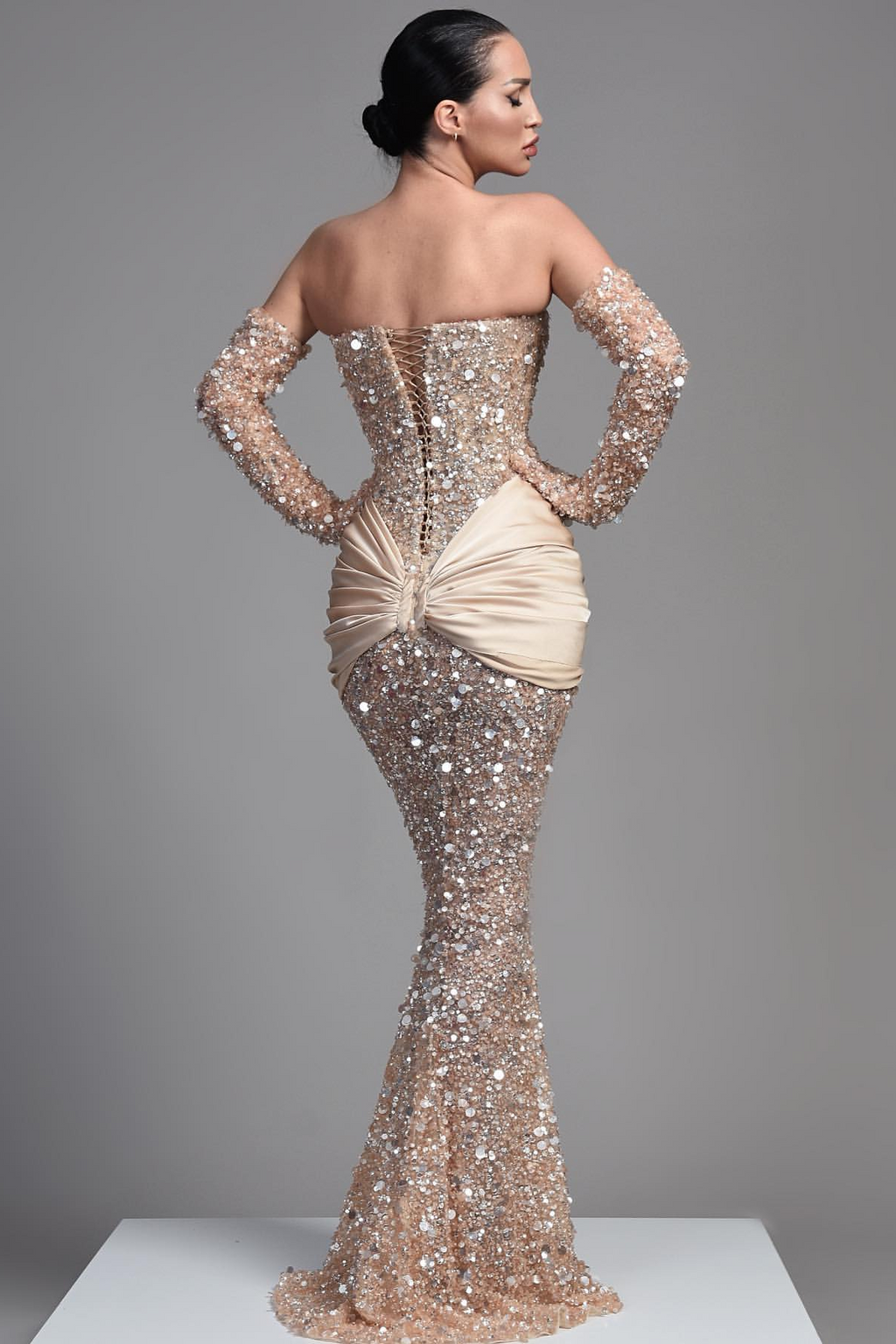 Beautiful Sequins Evening Dress Off-the-shoulder Half Sleeves YL0063