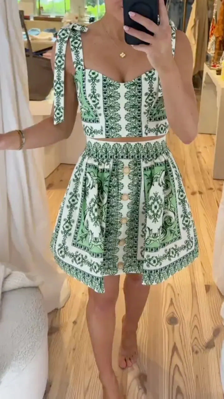Green White Baroque Print 2 Piece Set