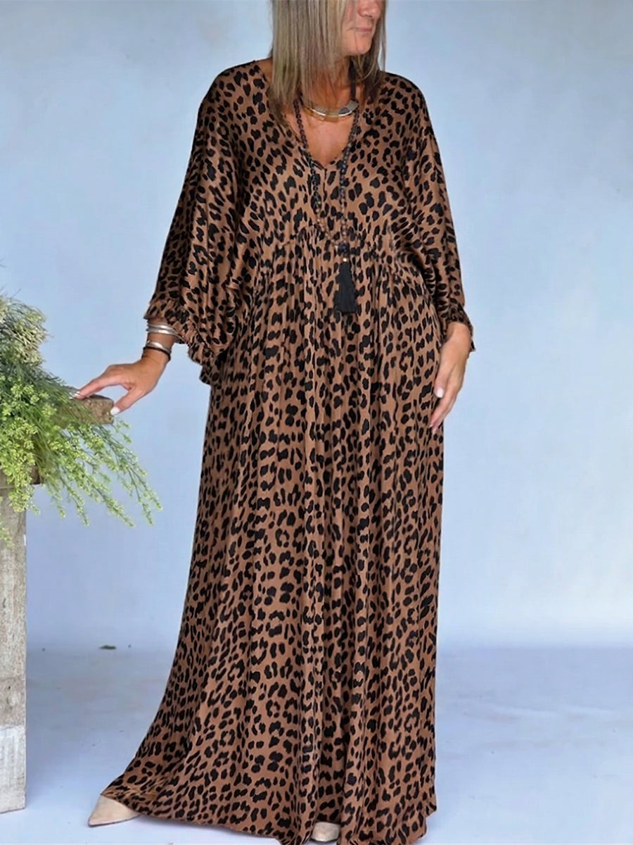 Elegant & Cozy Loose-fit Leopard Print Dress