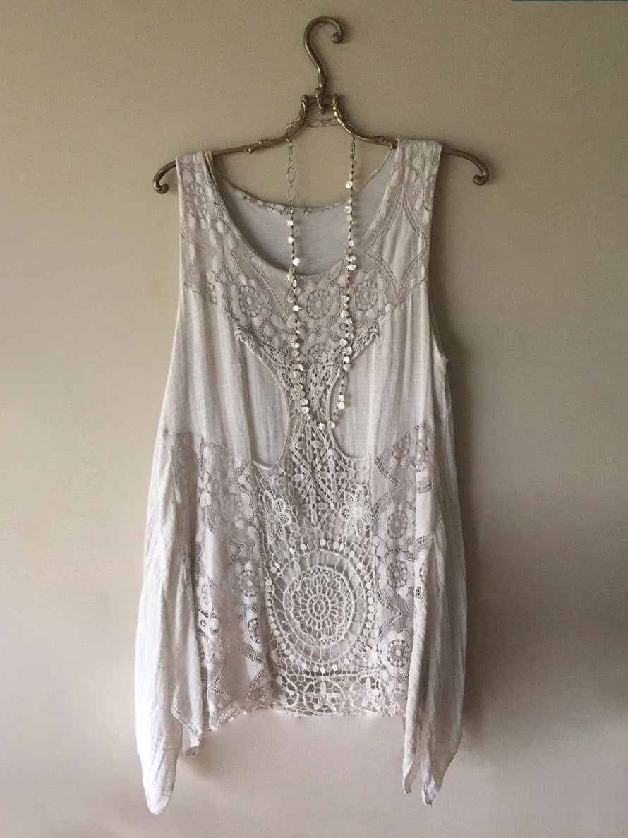 Vintage Lace Art Women's Linen Tank Top