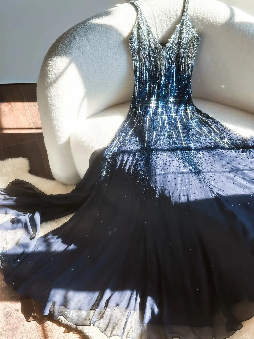 Blue Gorgeous Shiny Exquisite Beaded Spaetti Straps V Neck Long Sequined Chiffon Ball Gown Evening Dress Party Dress 4096