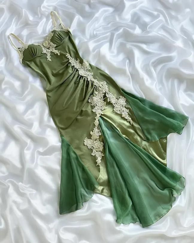 Olive Green Elegant Spaetti Strap Short Satin Lace Applique Homecoming Dress Prom Dress Party Dress Evening Dress