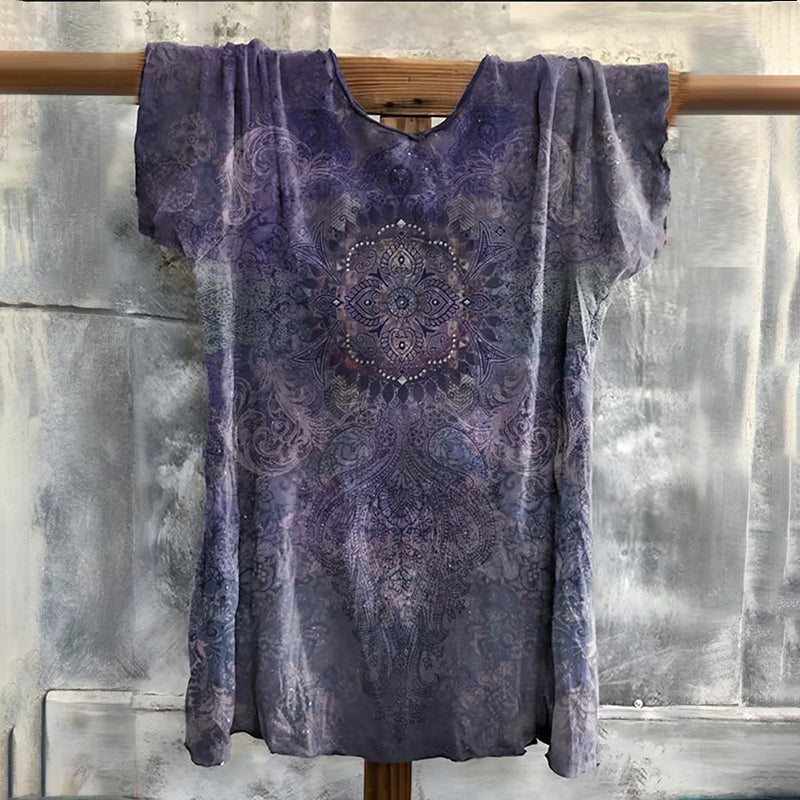 Women's Hippie Print V-neck T-shirt