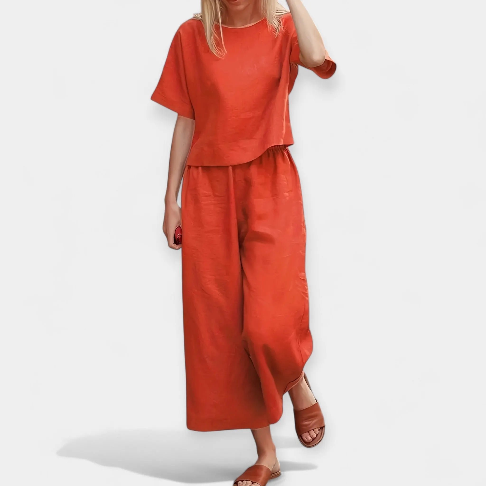 Airy Trouser Set with Short-Sleeved Top