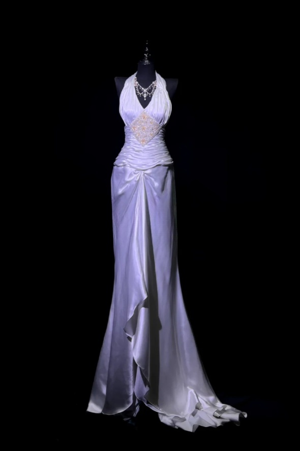 Elegant Halter Sheath Long Prom Dresses Satin Purple Party Dresses Sleeveless Evening Dresses with Open Back