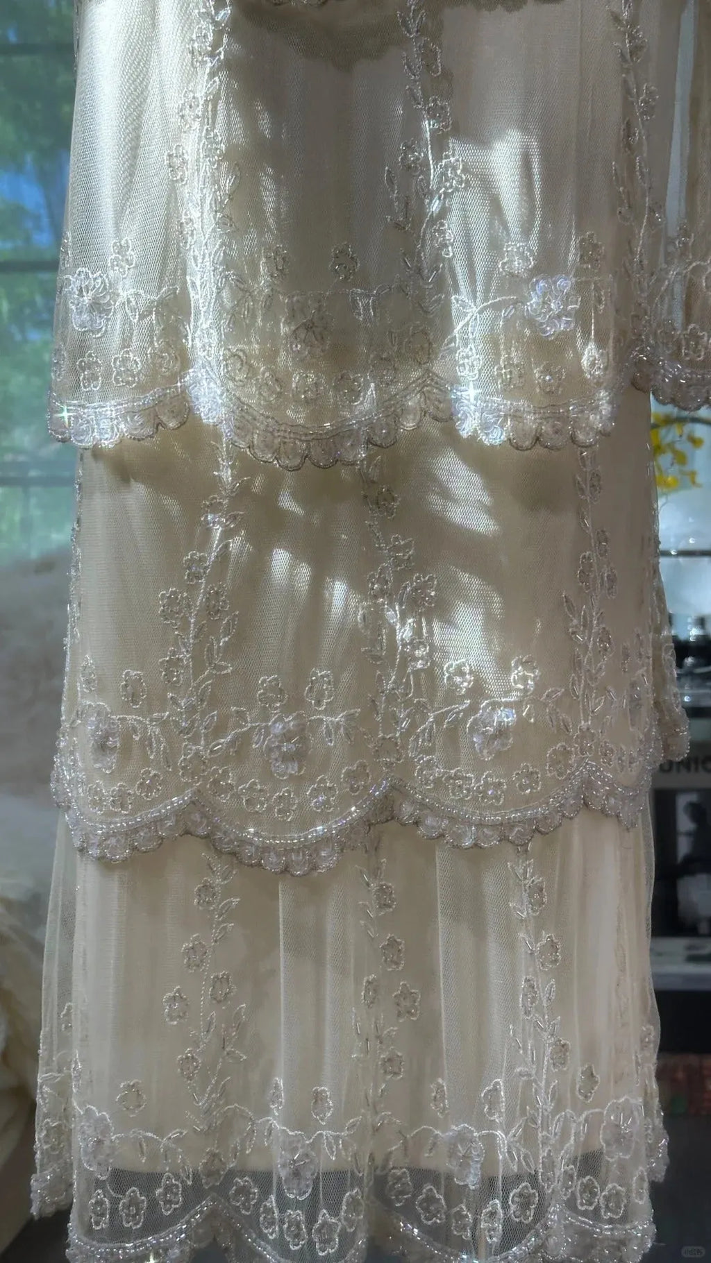 Cream Yellow V Neck Exquisite Beaded Lace Long Chiffon Tulle Ball Gown Evening Gown Wedding Party Gown Prom Gown Graduation Date Gown 3987