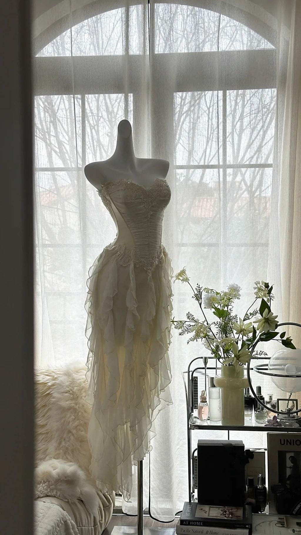 Ivory White Romantic Elegant Exquisite Beaded Backless Long Chiffon Ruffle Homecoming Dress Prom Dress Evening Dress Birthday Holiday Party Dress 4009