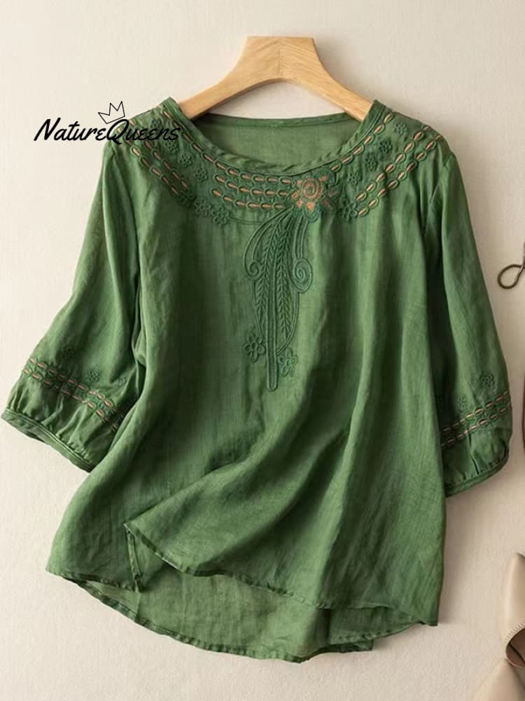 Embroidered Art Retro Half Sleeve Shirt