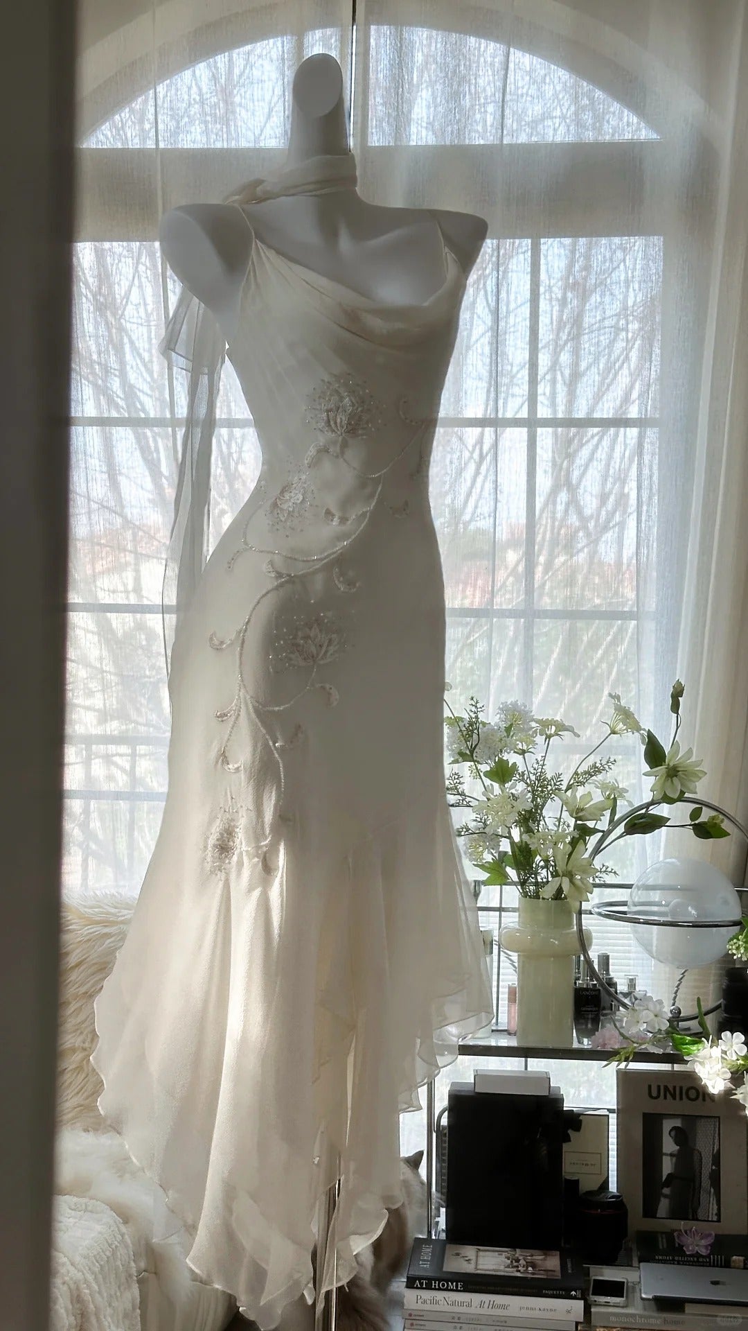 Ivory White Elegant Fashion Exquisite Floral Beading Long Chiffon Ball Gown Evening Dress Party Dress 4006