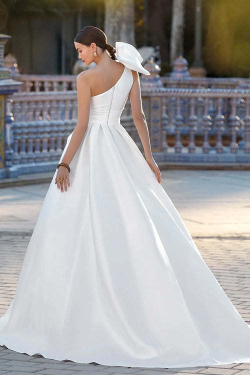 Asymmetrical neckline sleeveless wedding gown